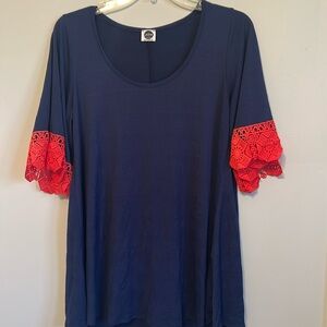 Super Cute J&M Clothing Top. Small.